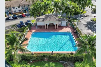 1250 SE 28th Ct #204, Homestead, FL 33035 - Photo 14
