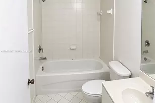 1250 SE 28th Ct, Homestead, FL 33035 - Photo 10