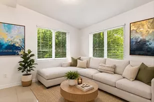 268 NW 34th St, Miami, FL 33127 - Photo 30