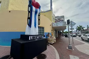 975 SW 10th St, Miami, FL 33130 - Photo 24