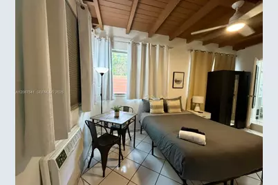 975 SW 10th St #5, Miami, FL 33130 - Photo 6