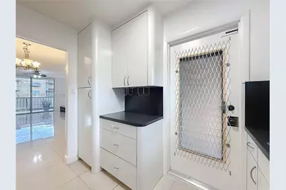 1600 Tallwood Ave #204, Hollywood, FL 33021 - Photo 12