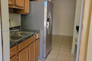 8704 NW 35th St, Coral Springs, FL 33065 - Photo 4