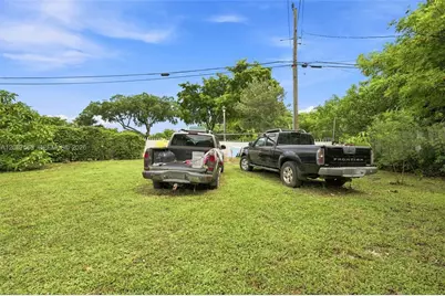 1299 NW 120th St, North Miami, FL 33167 - Photo 28