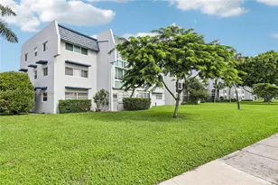 7887 Golf Cir Dr, Margate, FL 33063 - Photo 28