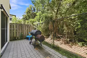 156 SW 185th Way, Pembroke Pines, FL 33029 - Photo 30