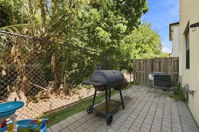 156 SW 185th Way, Pembroke Pines, FL 33029 - Photo 28