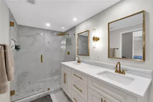 11882 SW 12th Pl, Davie, FL 33325 - Photo 22