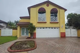 19403 NW 82nd Pl, Hialeah, FL 33015 - Photo 1