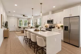 3706 Wiggins Leaf, Tampa, FL 33619 - Photo 10