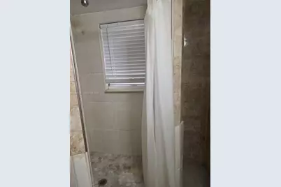 5712 Hollywood Blvd #1, Hollywood, FL 33021 - Photo 10