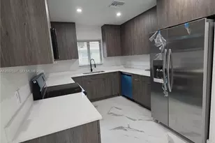 348 NW 8th St, Pompano Beach, FL 33060 - Photo 6