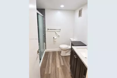 301 Racquet Club Rd #310, Weston, FL 33326 - Photo 16