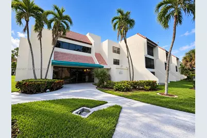 301 Racquet Club Rd #310, Weston, FL 33326 - Photo 2