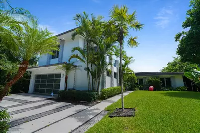 9301 N Bayshore Dr, Miami Shores, FL 33138 - Photo 42