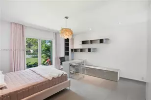 9301 N Bayshore Dr, Miami Shores, FL 33138 - Photo 18