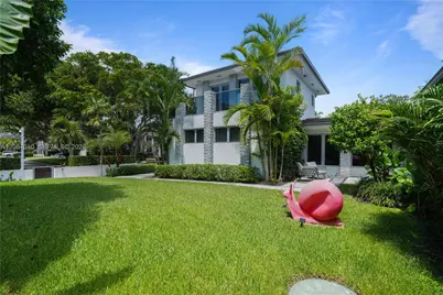 9301 N Bayshore Dr, Miami Shores, FL 33138 - Photo 40