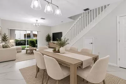 8870 N Isles Cir, Tamarac, FL 33321 - Photo 4