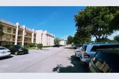 8429 Forest Hills Dr #305, Coral Springs, FL 33065 - Photo 34
