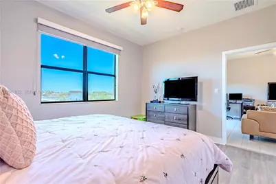 7809 NW 104th Ave #31, Doral, FL 33178 - Photo 18