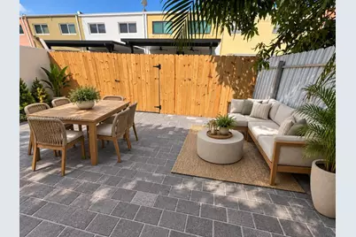 7164 W 3rd Ave, Hialeah, FL 33014 - Photo 30