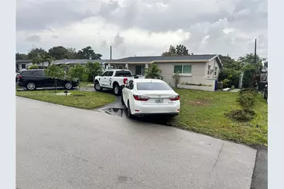 7767 Meridian St, Miramar, FL 33023 - Photo 2
