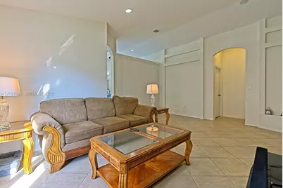 1520 SE 17th Ave, Homestead, FL 33035 - Photo 6