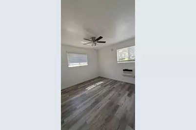 16911 NE 21st Ave #8, North Miami Beach, FL 33162 - Photo 20
