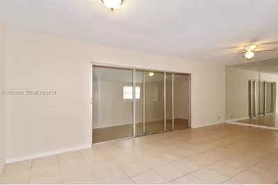 4304 N Shore Dr, West Palm Beach, FL 33407 - Photo 4