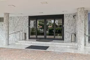 6423 Collins Ave, Miami Beach, FL 33141 - Photo 32