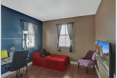 24705 SW 110th Pl, Homestead, FL 33032 - Photo 14