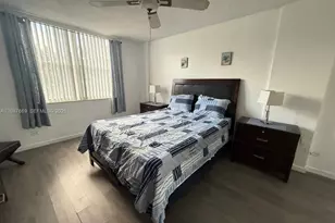 3660 NE 166th St, North Miami Beach, FL 33160 - Photo 18