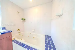 919 S Lakeside Pl, Lantana, FL 33462 - Photo 18