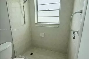 21 Windsor B, West Palm Beach, FL 33417 - Photo 8