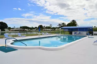 557 High Point Dr, Delray Beach, FL 33445 - Photo 12