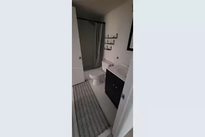 18840 NW 57 Ave #205, Hialeah, FL 33015 - Photo 4