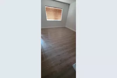 18840 NW 57 Ave #205, Hialeah, FL 33015 - Photo 2