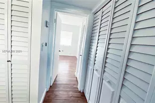 8620 Byron Ave, Miami Beach, FL 33141 - Photo 10