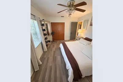 2101 NW 87th St, Miami, FL 33147 - Photo 8