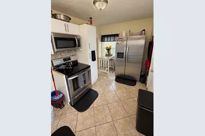 2101 NW 87th St, Miami, FL 33147 - Photo 6