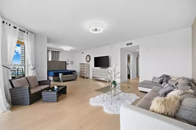 3415 N Ocean Dr #204, Hollywood, FL 33019 - Photo 6