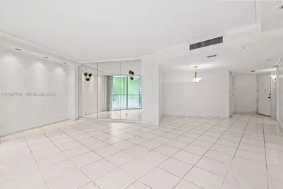 3301 N Country Club Dr #208, Aventura, FL 33180 - Photo 2
