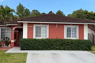 18109 SW 142nd Ct, Miami, FL 33177 - Photo 2