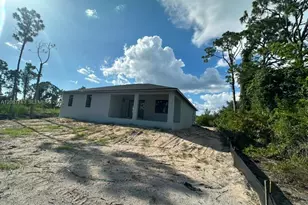 15825 Lakeland Cir, Other City - In The State Of Florida, FL 33981 - Photo 6