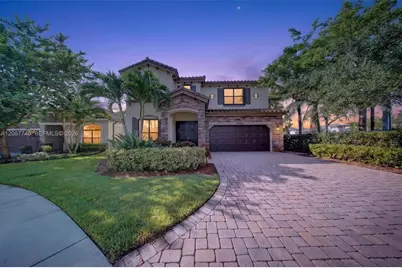 9062 Gulf Cove Dr, Lake Worth, FL 33467 - Photo 2