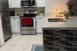 7210 NW 114th Ave, Doral, FL 33178 - Photo 12