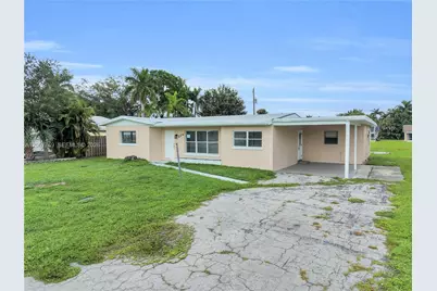 214 W Grace St, Other City - In The State Of Florida, FL 33950 - Photo 2