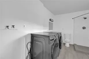214 W Grace St, Other City - In The State Of Florida, FL 33950 - Photo 32