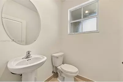 2708 SE 15th Ct, Homestead, FL 33035 - Photo 10