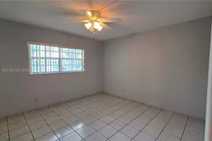 450 Paradise Isle Blvd, Hallandale Beach, FL 33009 - Photo 18